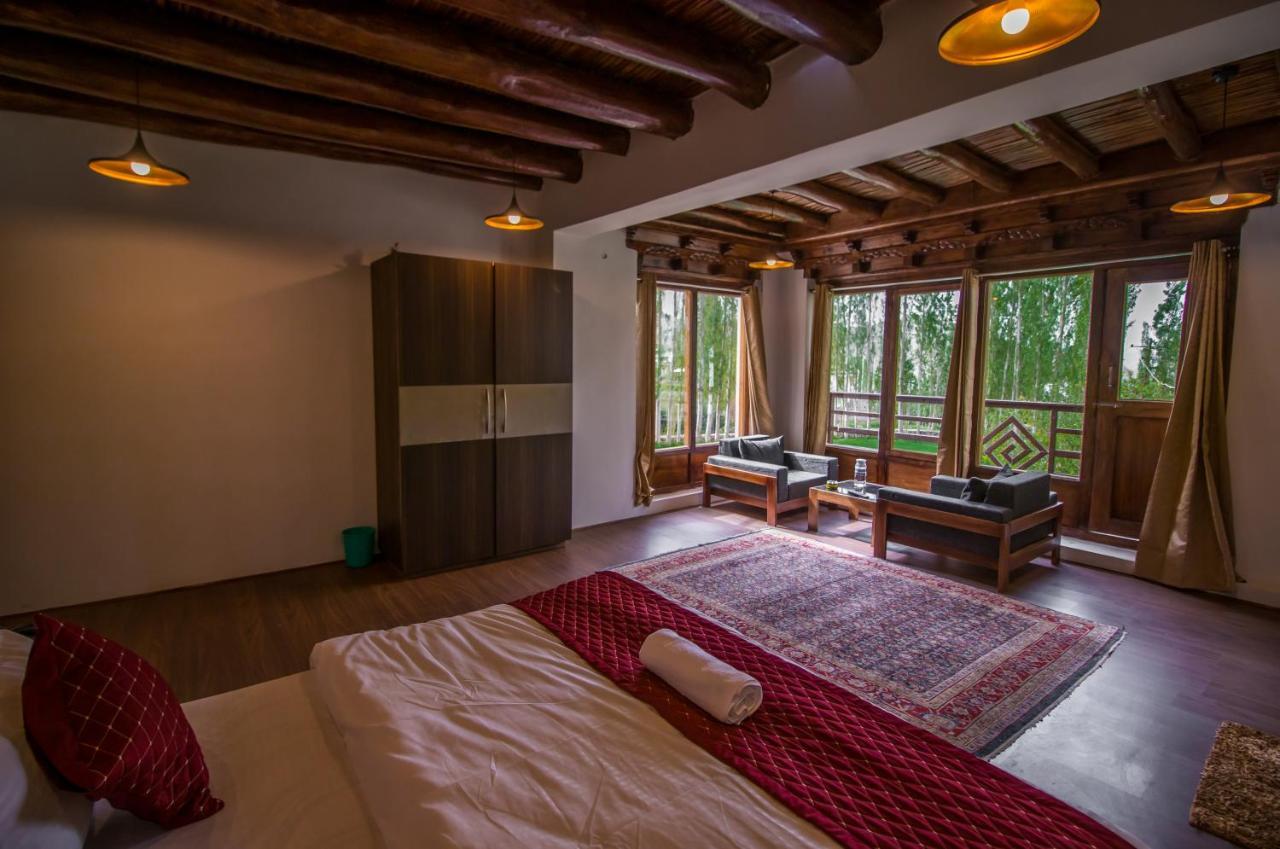 Tongspon Inn Leh Extérieur photo