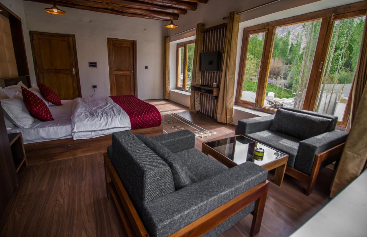 Tongspon Inn Leh Extérieur photo